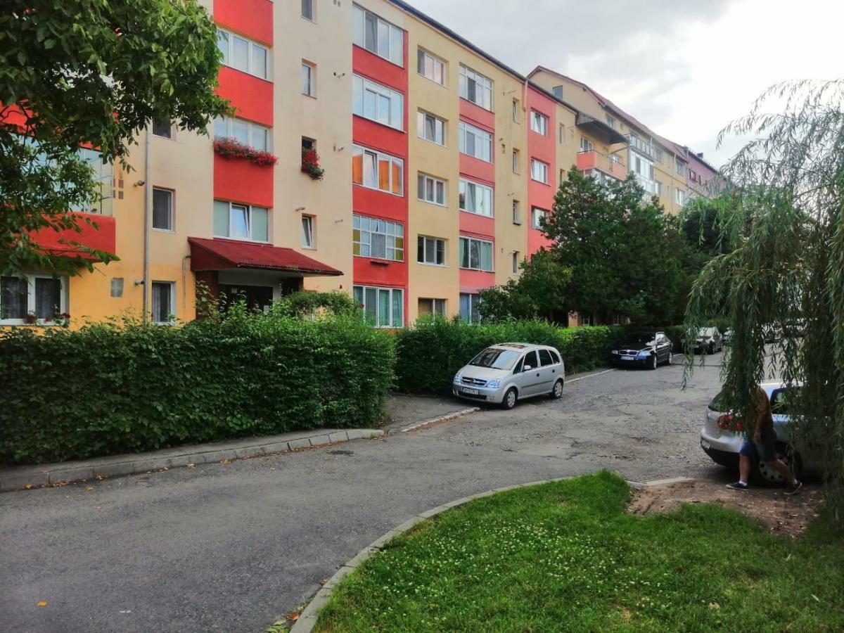 Apartment Apartament Ada *